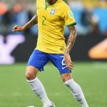 Alves Dikejutkan Kabar Tak Pasti Xavi