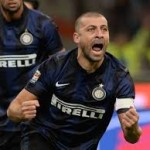 Di Lepaskan Inter Milan, Samuel Masih Bimbang