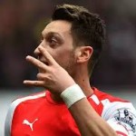 Ozil: Arsenal Tampil Dengan Kerja Sama Tim
