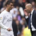 Zidane Tegaskan Tak Perlakukan Ronaldo Sebagai Anak Emas